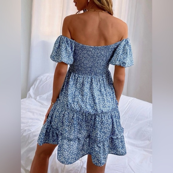 Dress - Picture 2 of 6